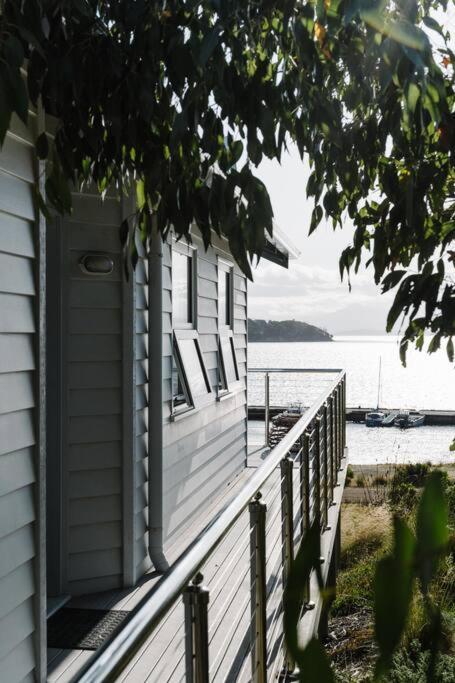 Bruny Boathouse Bed & Breakfast Alonnah Bagian luar foto